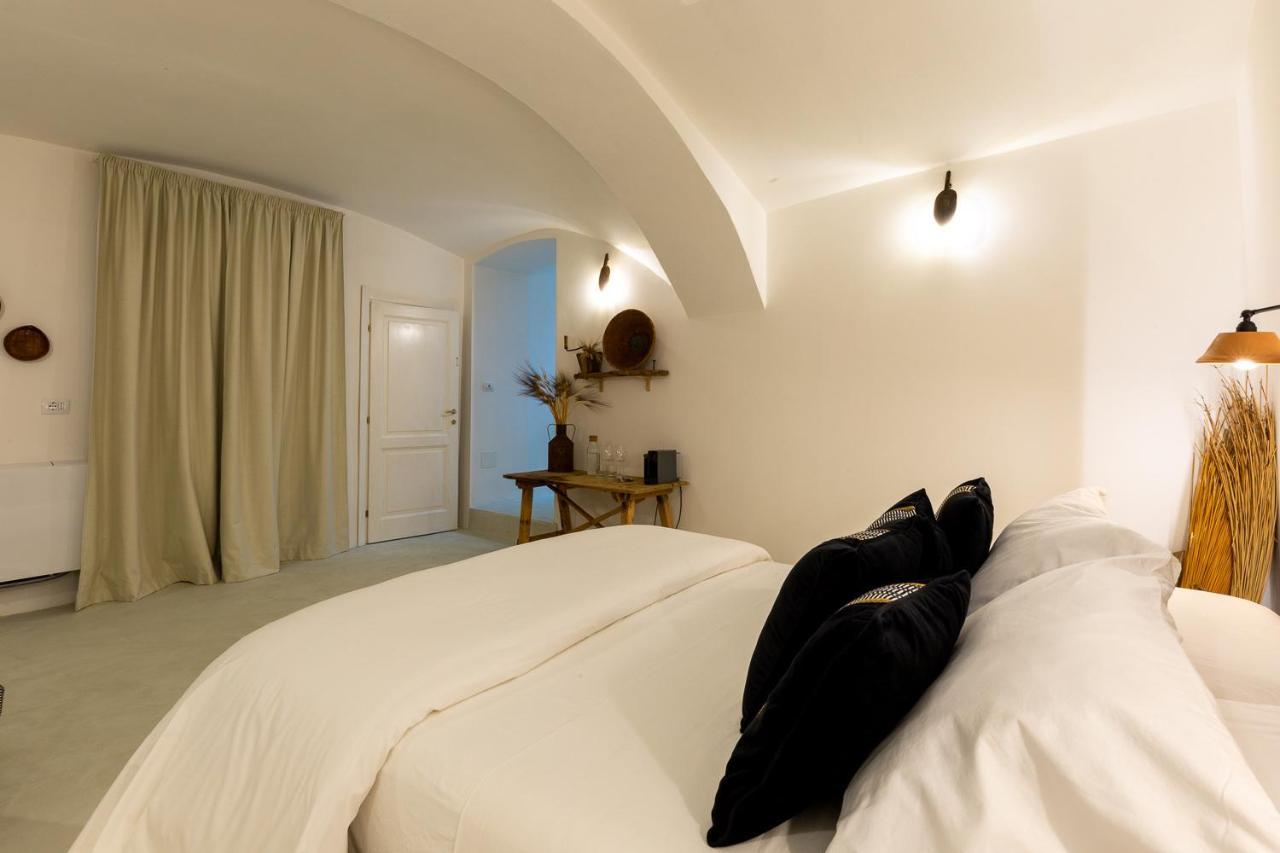 Crobi Museum And Suites Cagliari Exterior photo